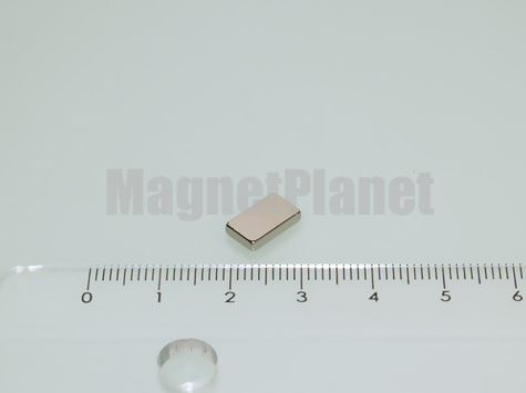 10x6x2 mm N52 NEODYM mágnes hasáb