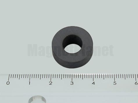 20x4/10 mm Y30 FERRIT mágnes gyűrű